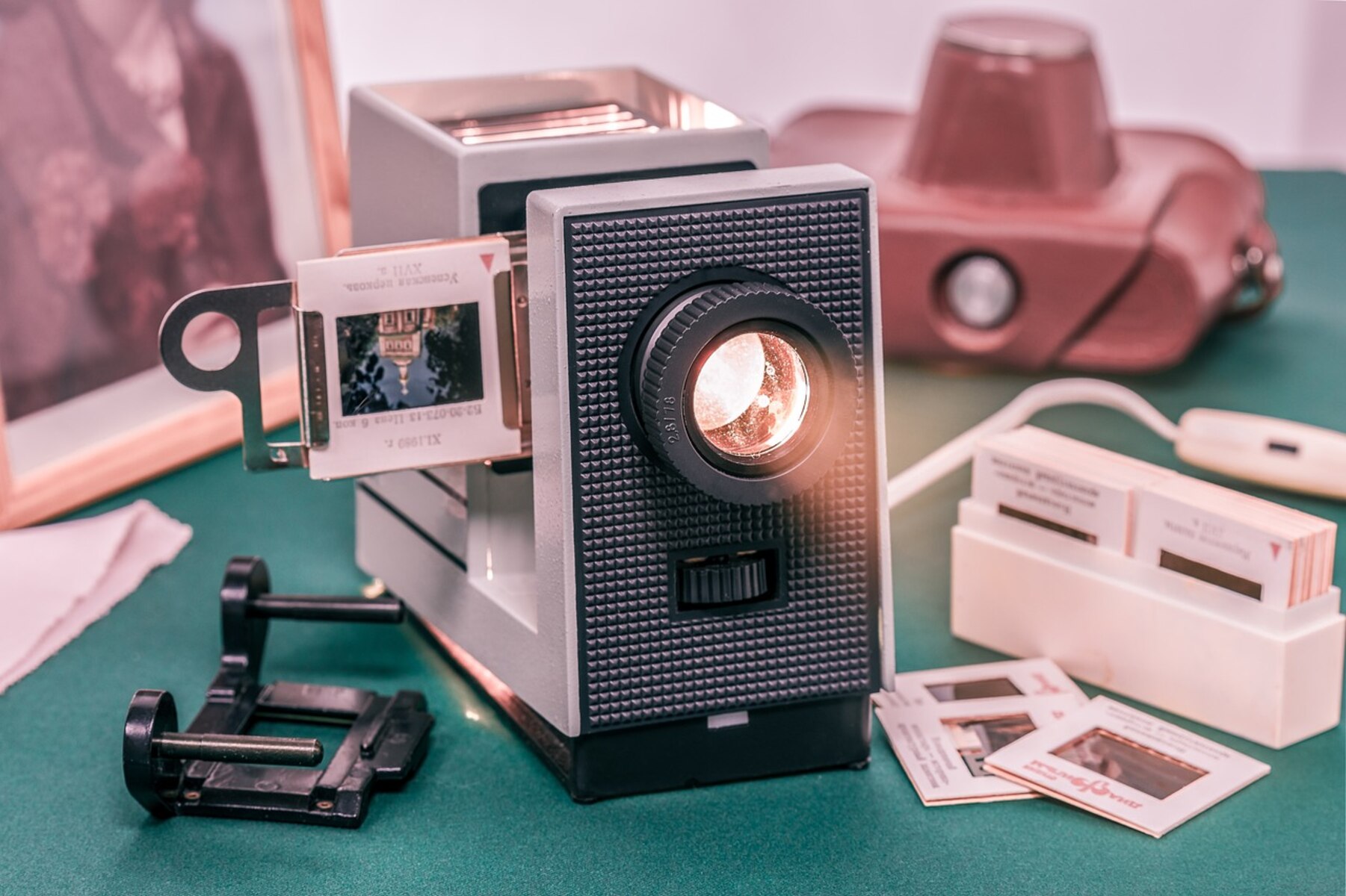 how-to-make-a-slide-for-a-projector