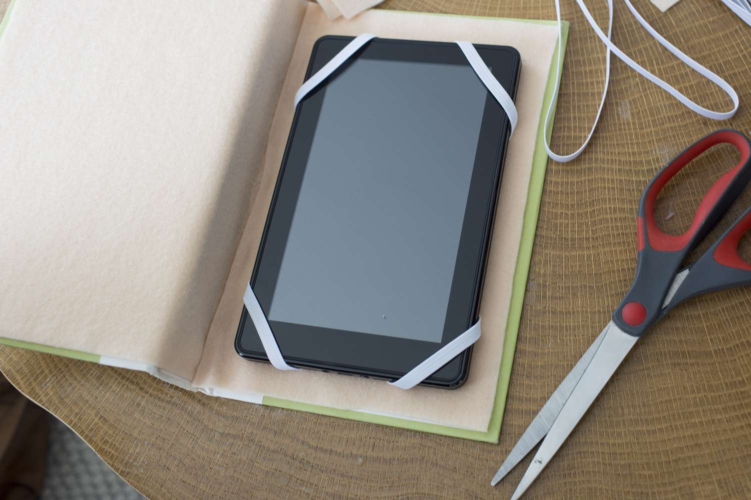 how-to-make-tablet-cover-at-home-easy