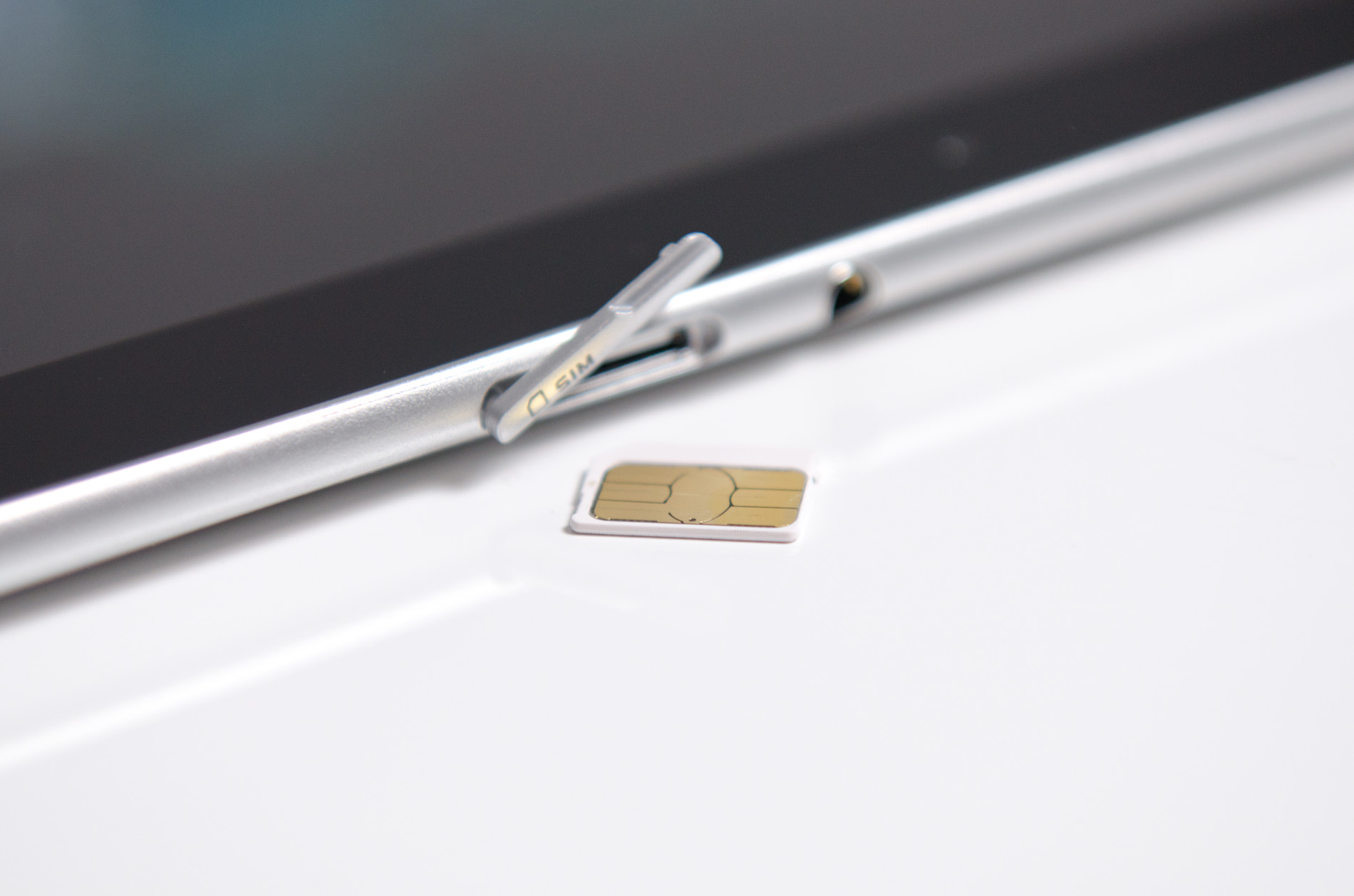 How To Put A Sim Card In A Samsung Tablet