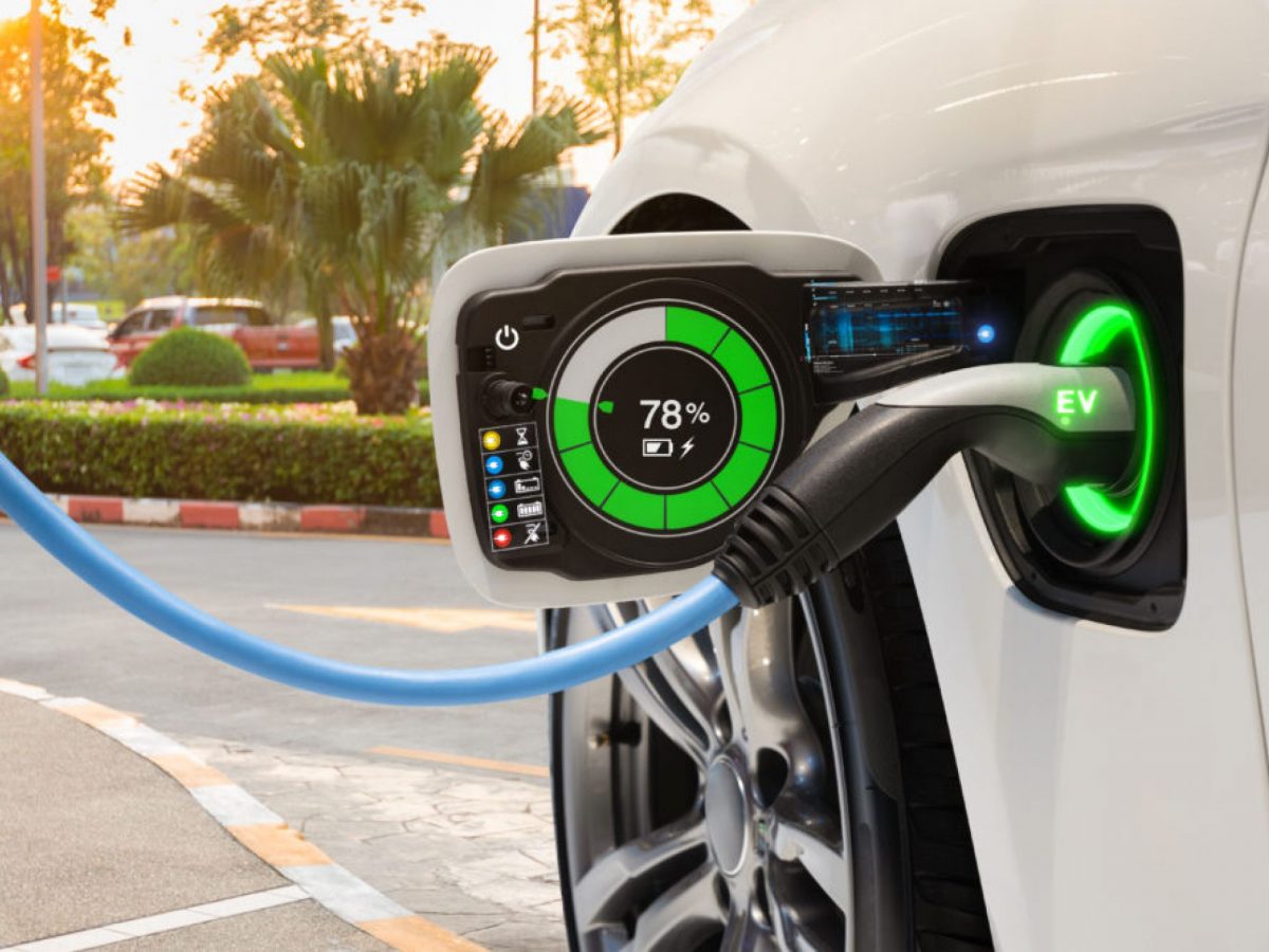 US Automakers Face Uncertainty In EV Transition