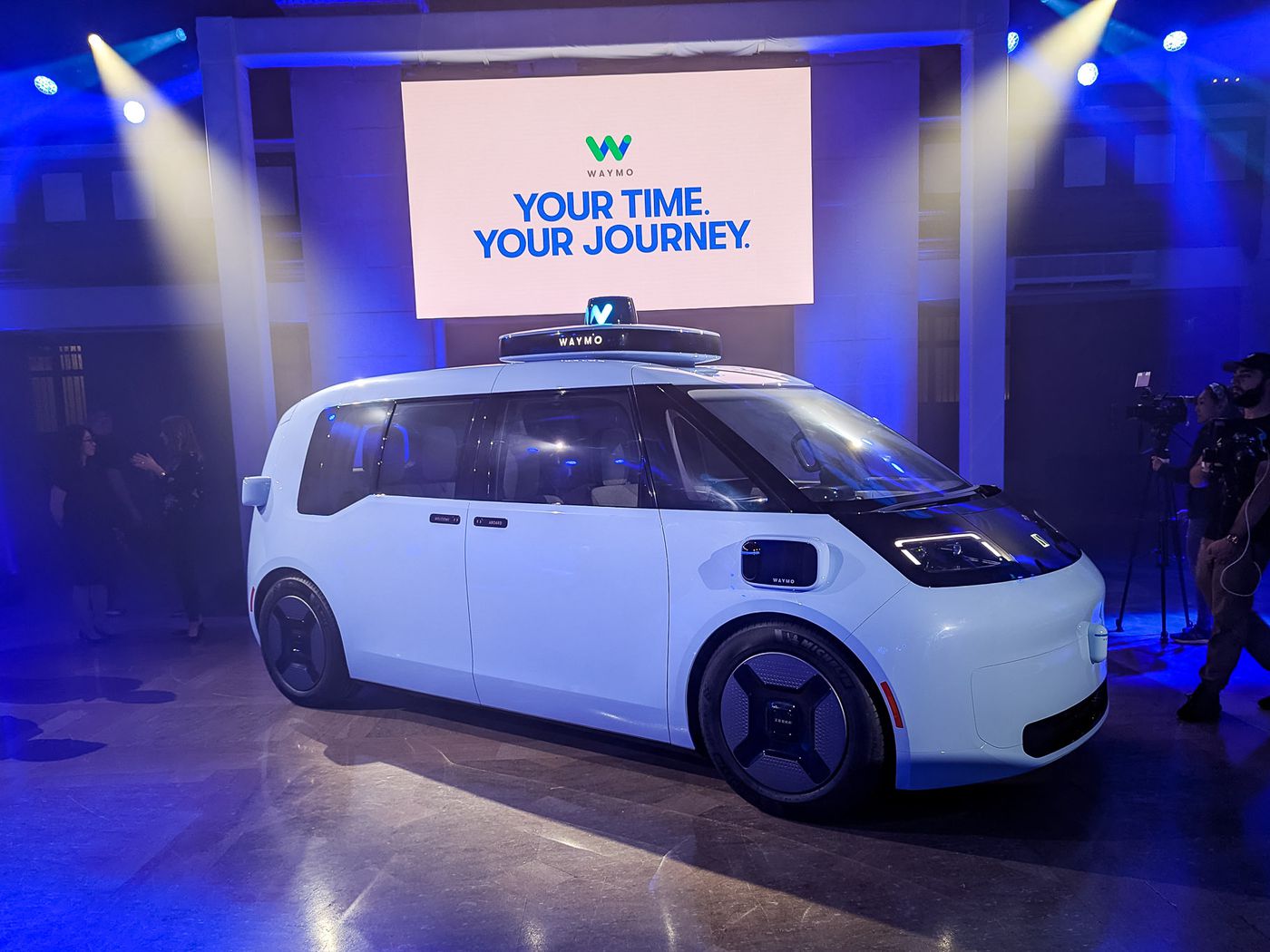 waymo-zeekr-robotaxi-set-for-us-testing-by-end-of-2023