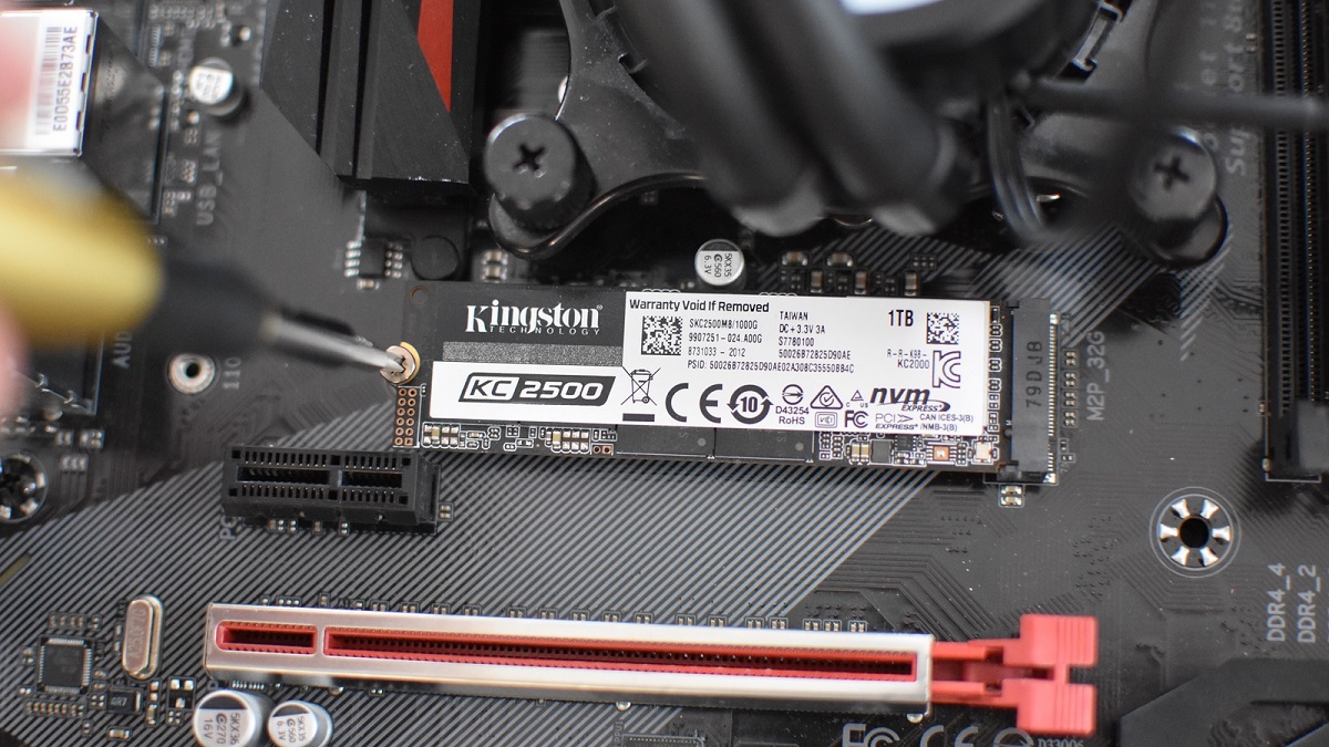 What Does SSD Do In A Computer