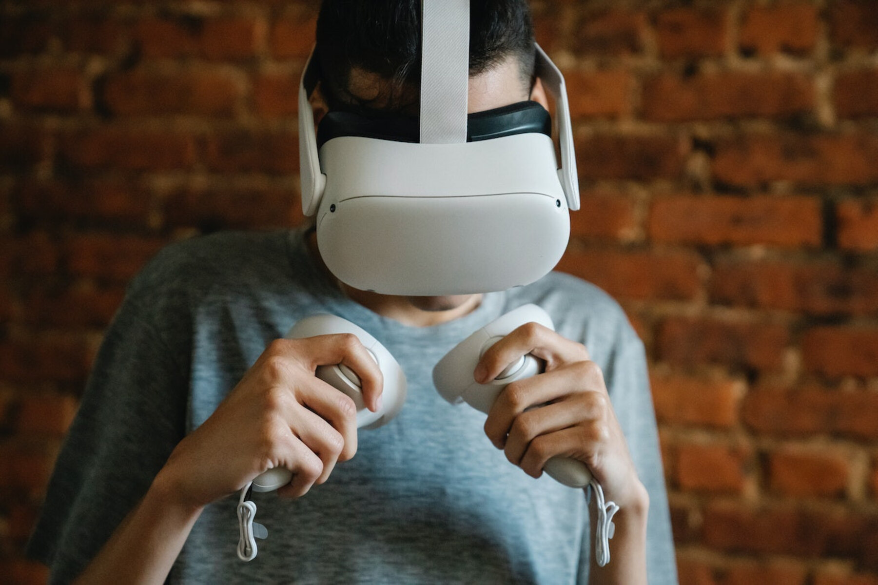 what-vr-headset-has-full-body-tracking