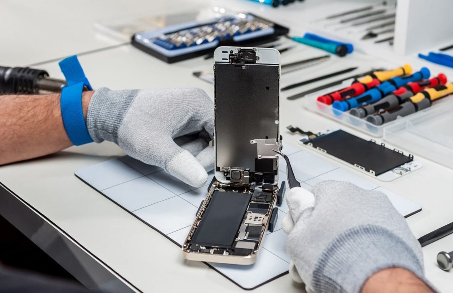 where-can-i-get-my-smartphone-fixed