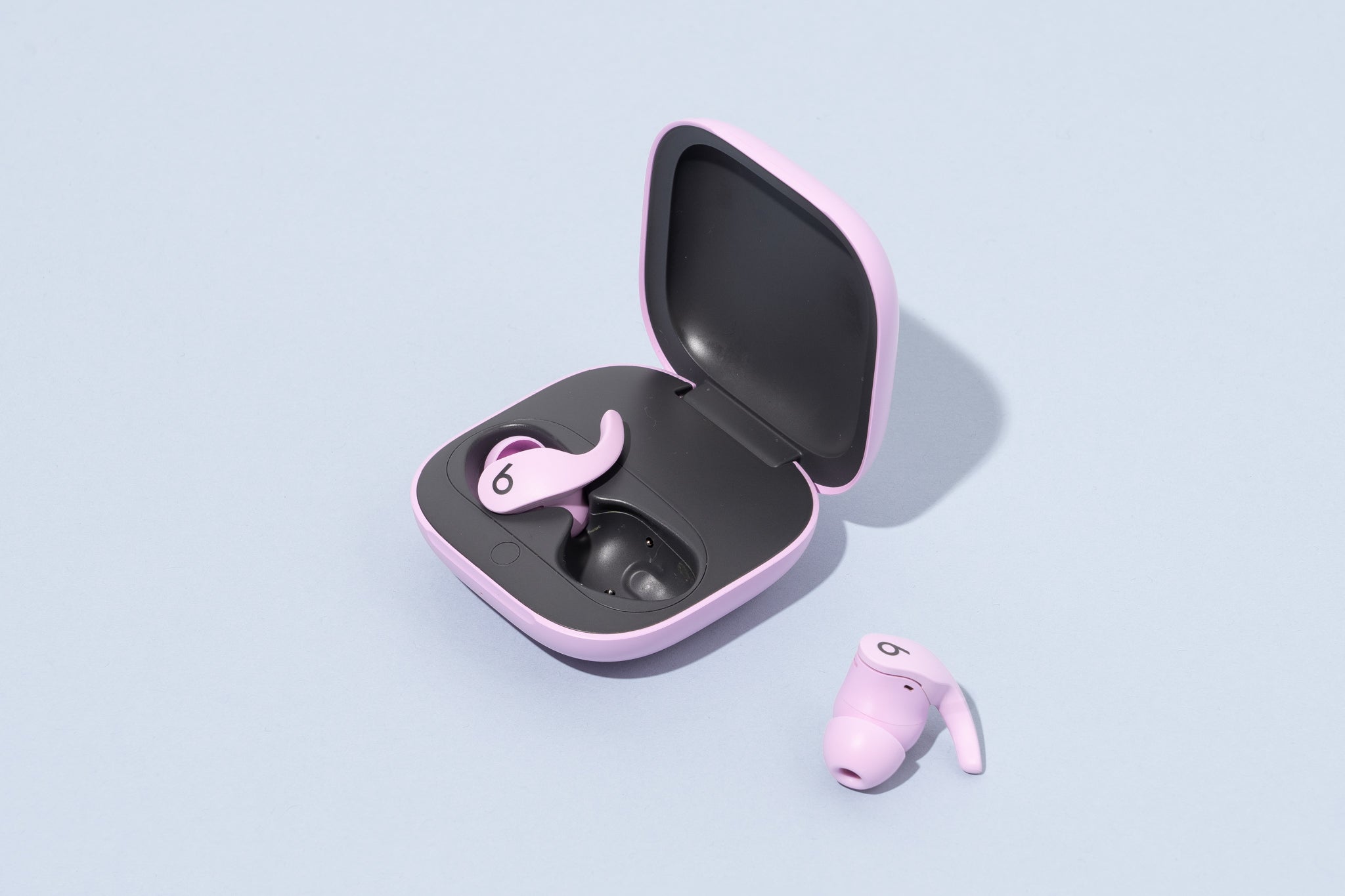where-is-the-microphone-on-wireless-earbuds