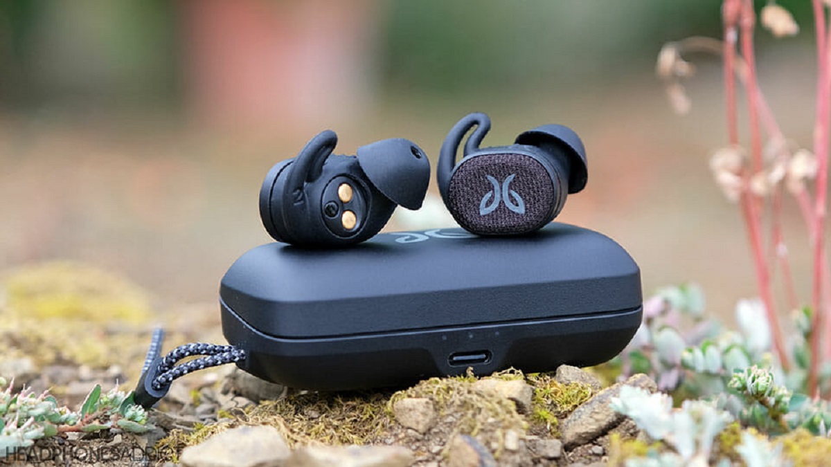 Which Wireless Earbuds Have The Best Microphone