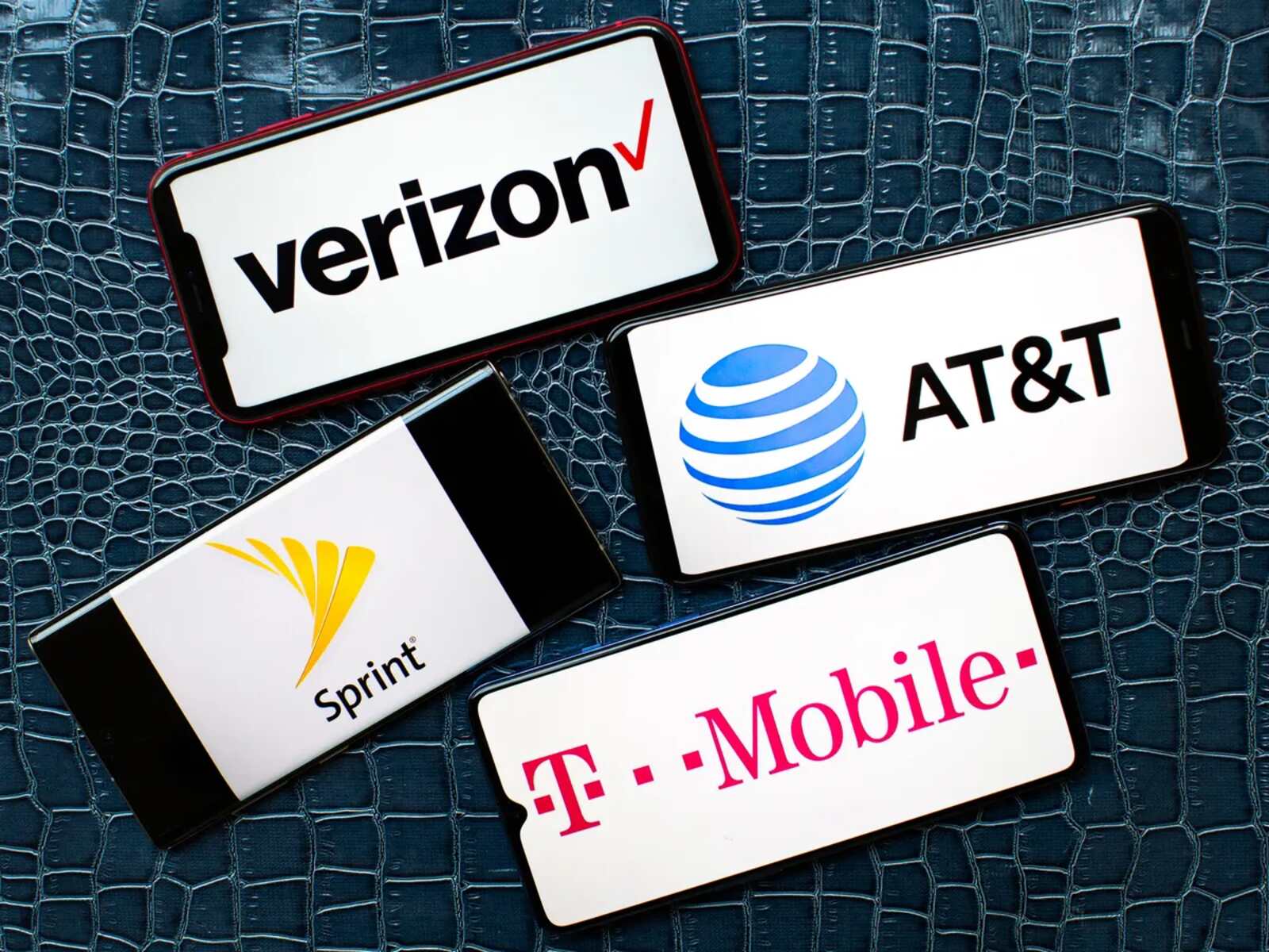 Who Is Offering The Best Unlimited Data Smartphone Plans