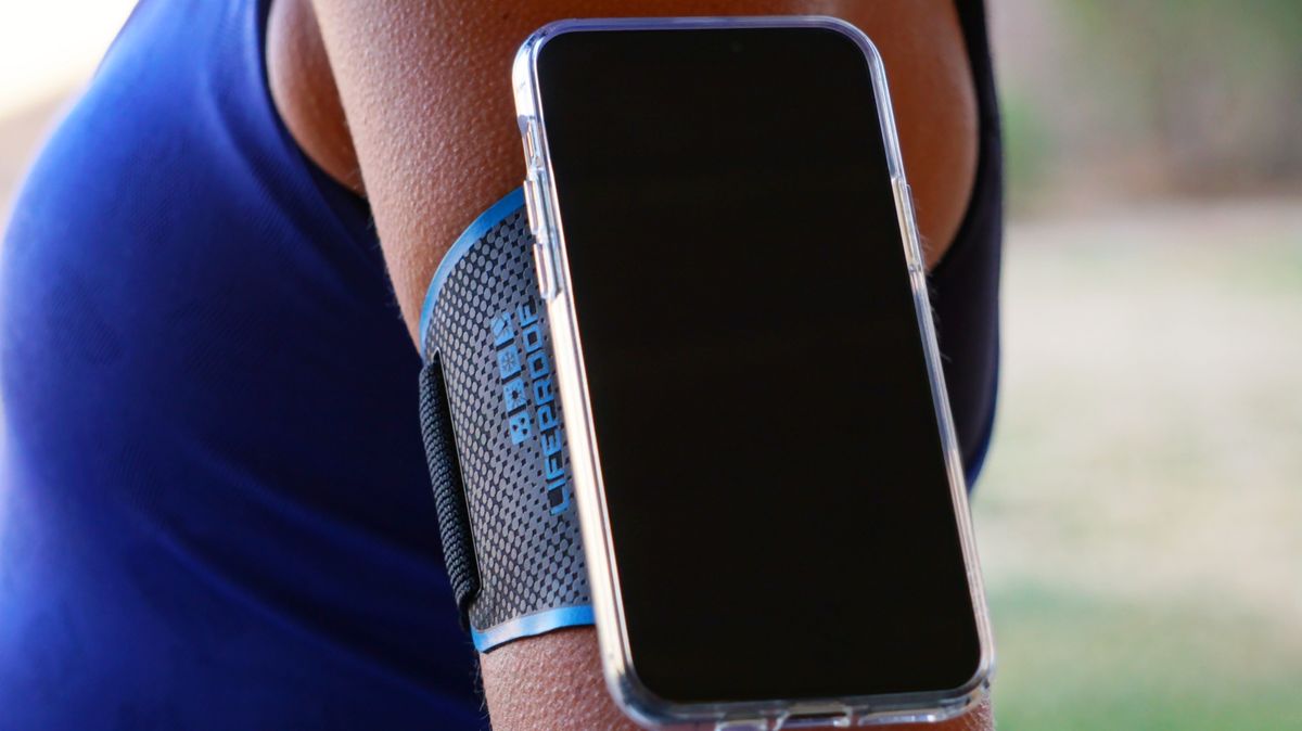 10-best-smartphone-armband-for-2023