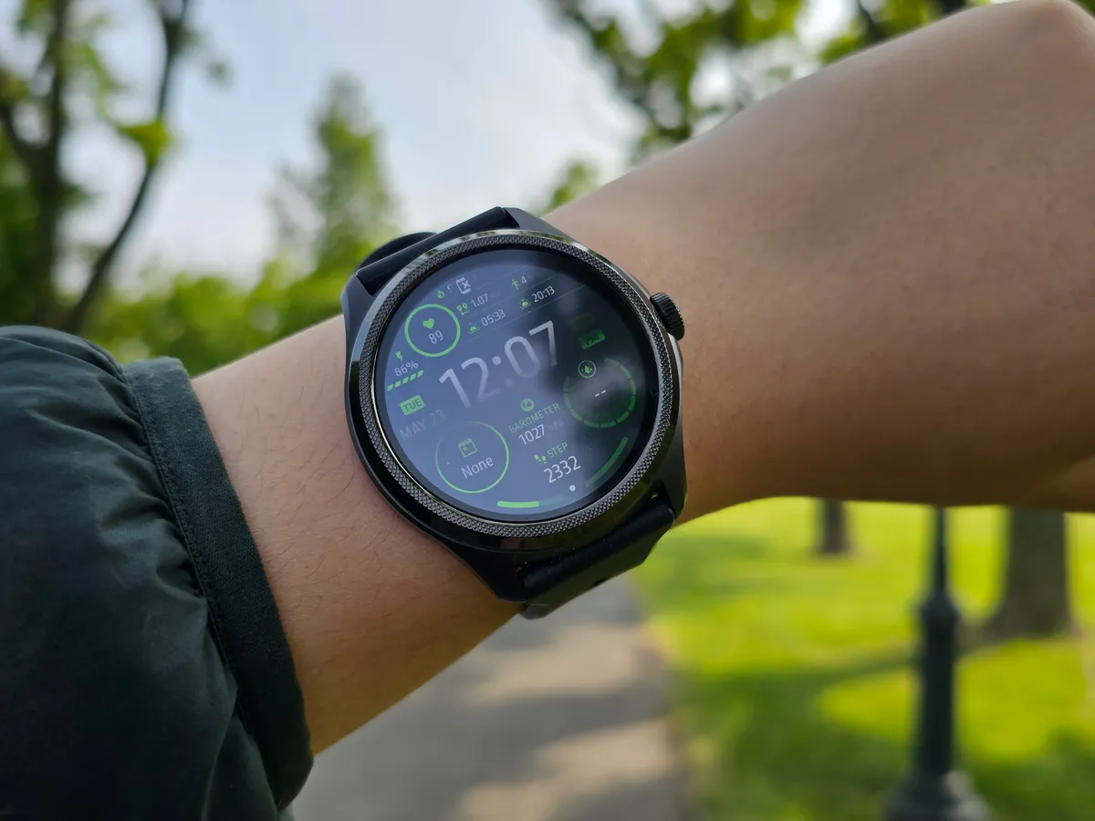11 Best Android Smartwatch For Men for 2024