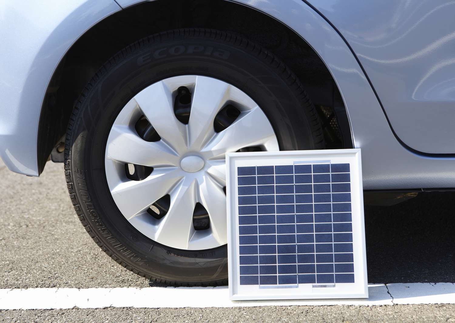 6-amazing-car-solar-panel-charger-for-2023