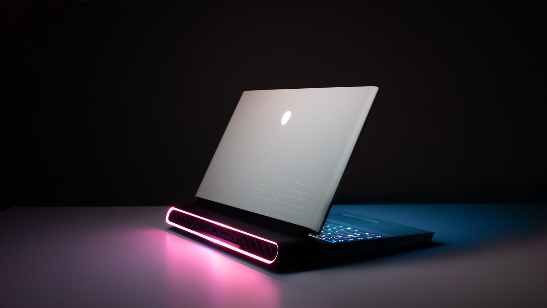 8 Best Alienware Area-51M Gaming Laptop For 2024