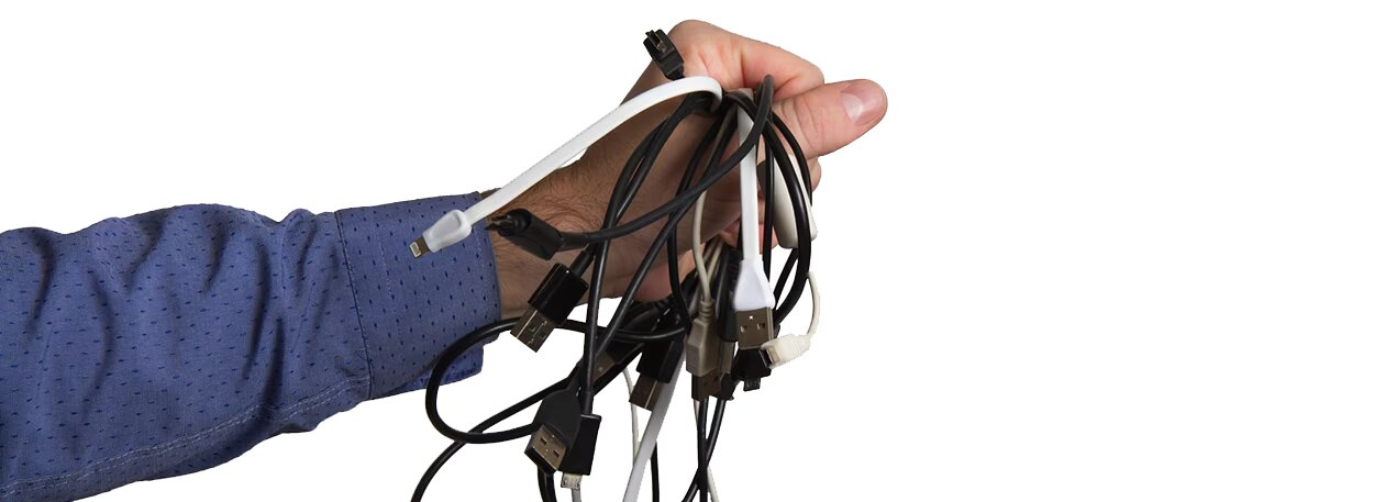 9 Amazing Monitor Cable for 2024