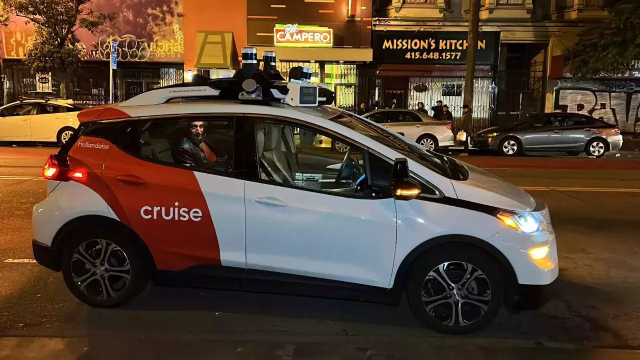 GM Takes A Pause On Production Of Cruise Origin Robotaxi Amid Suspended Operations
