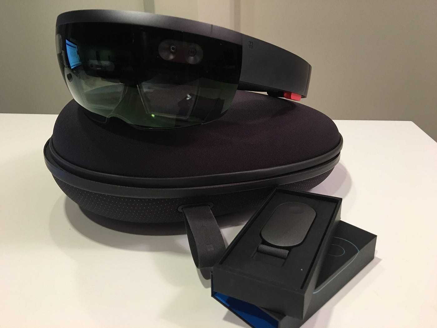 HoloLens How To Create Interaction After An Air Tap