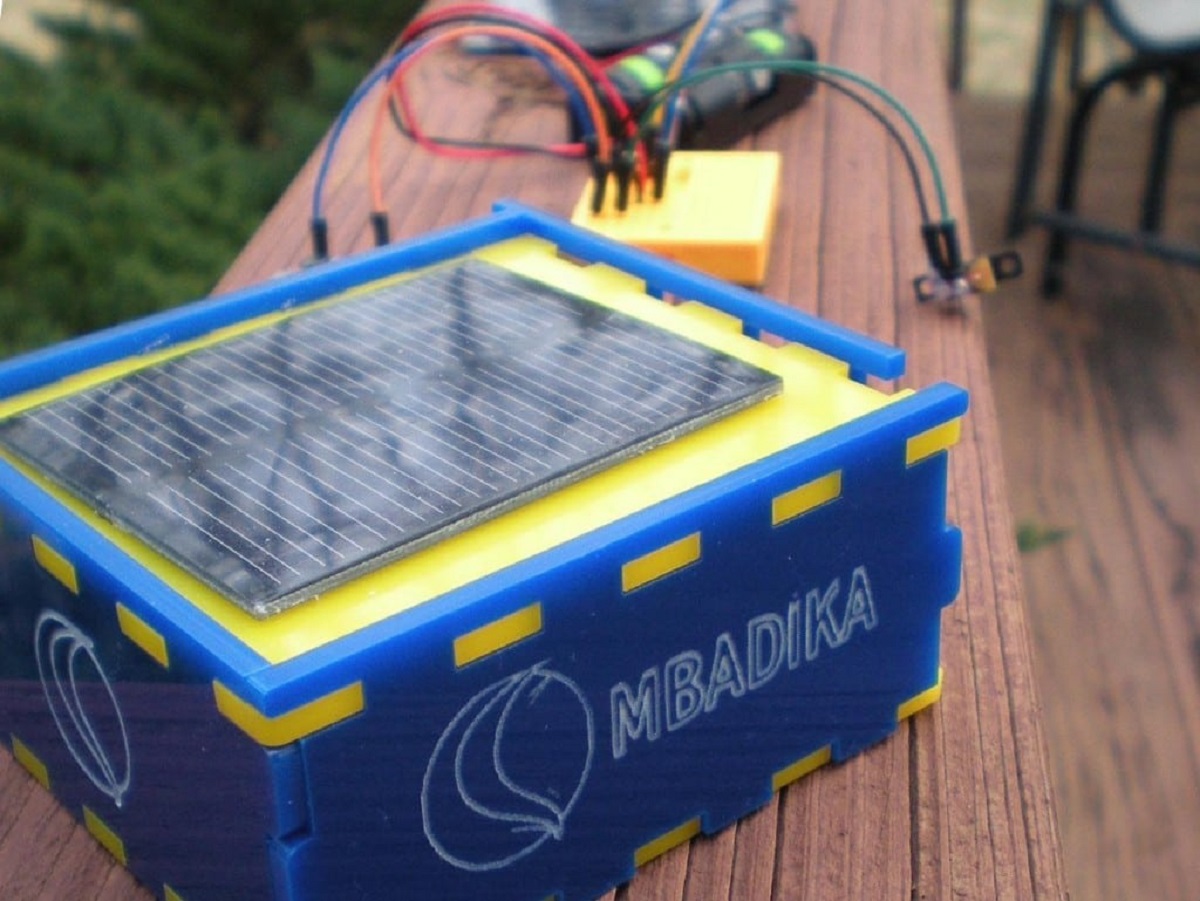 How Do I Make My Solar Panel Charger Work