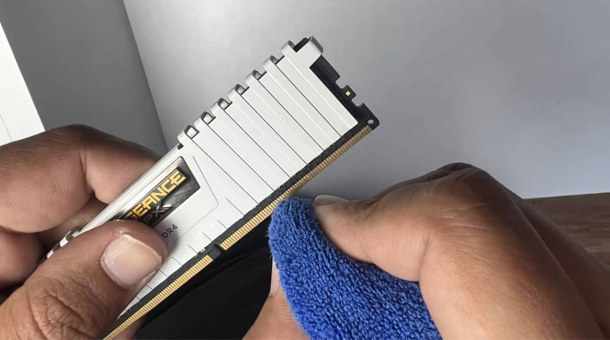 How Do You Clean RAM