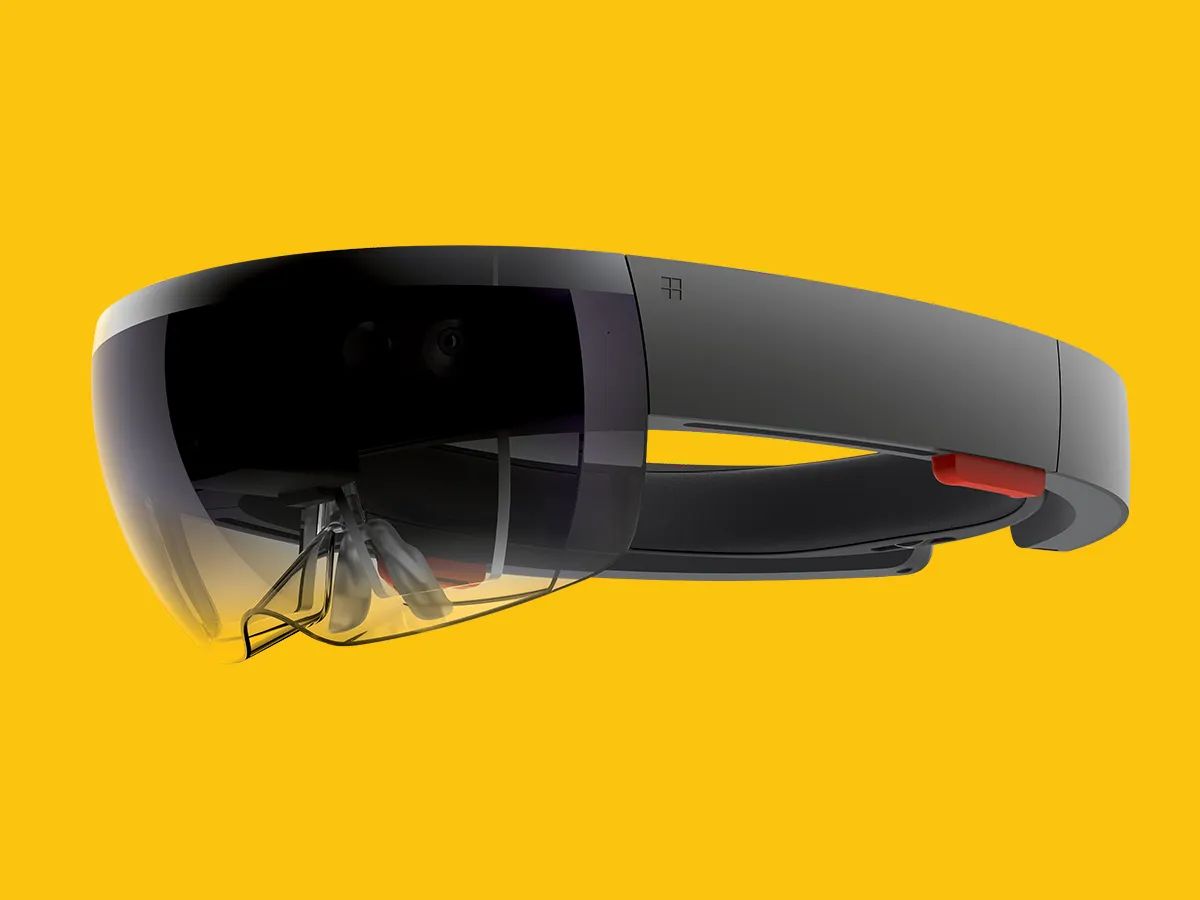 How Does The Microsoft HoloLens Work