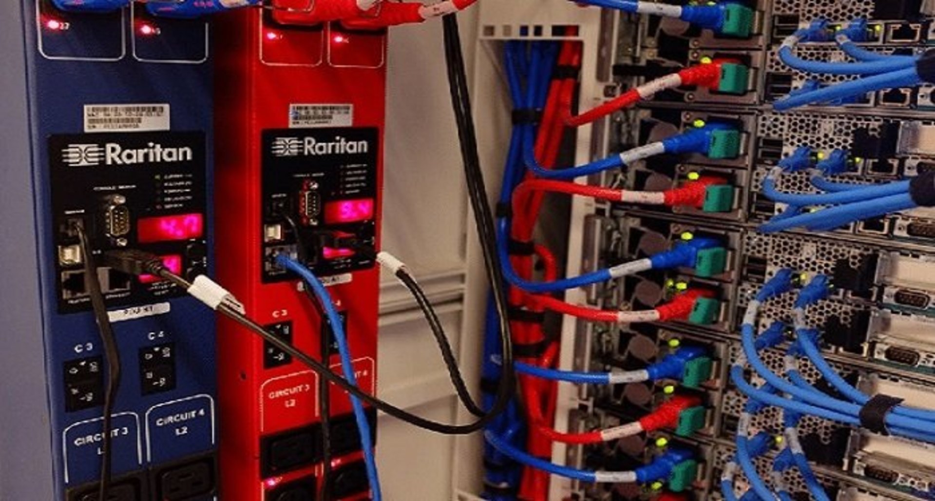 How Many Power Distribution Units (PDUs) Can Be Installed In A Server Rack?