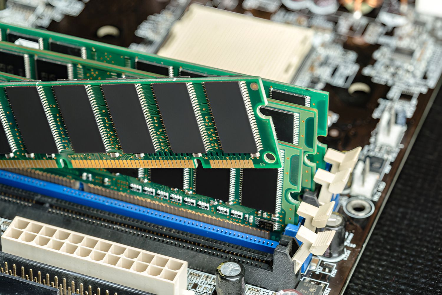 How Much RAM Can A 64-Bit System Use?