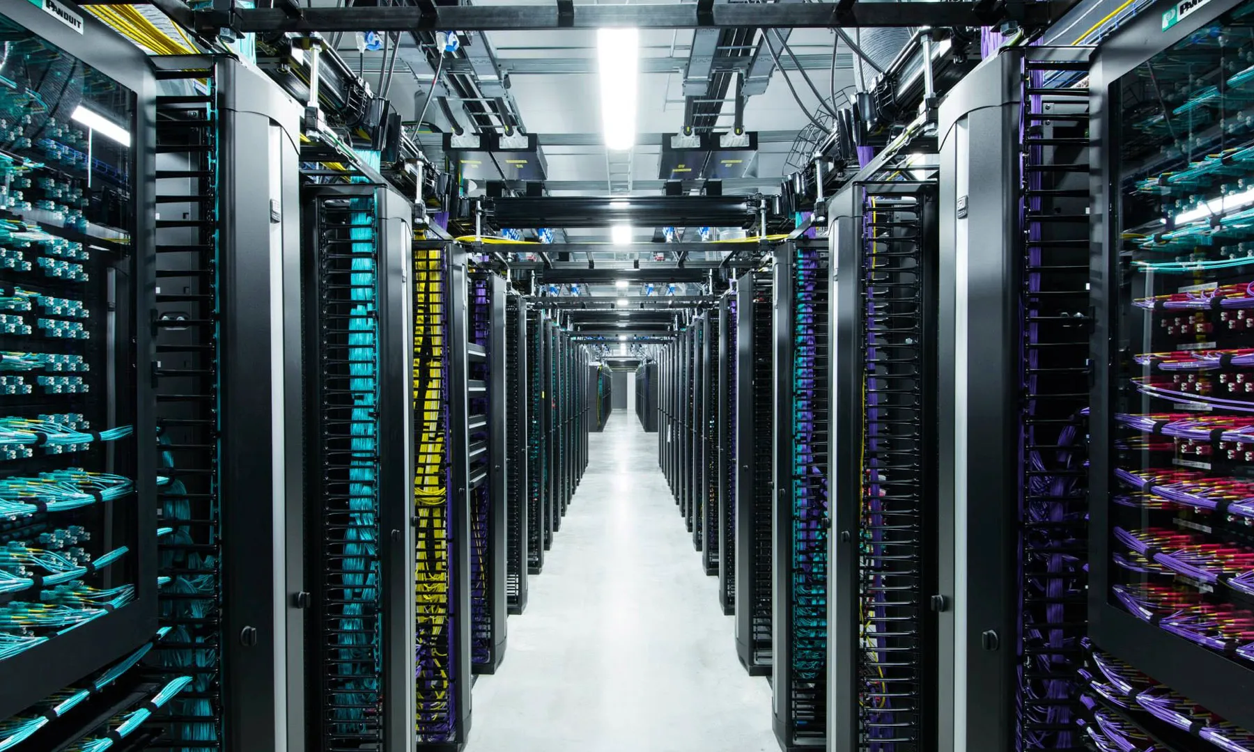 How Should A Server Rack Infrastructure Work?