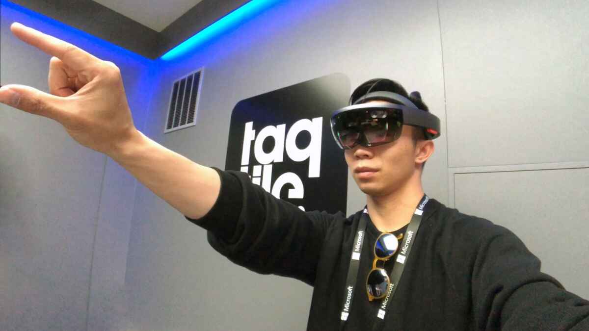 How To Change Accounts In HoloLens