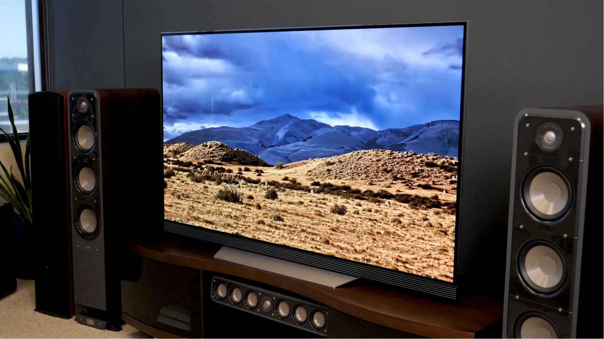 How To Conect LG OLED TV To Home Theater