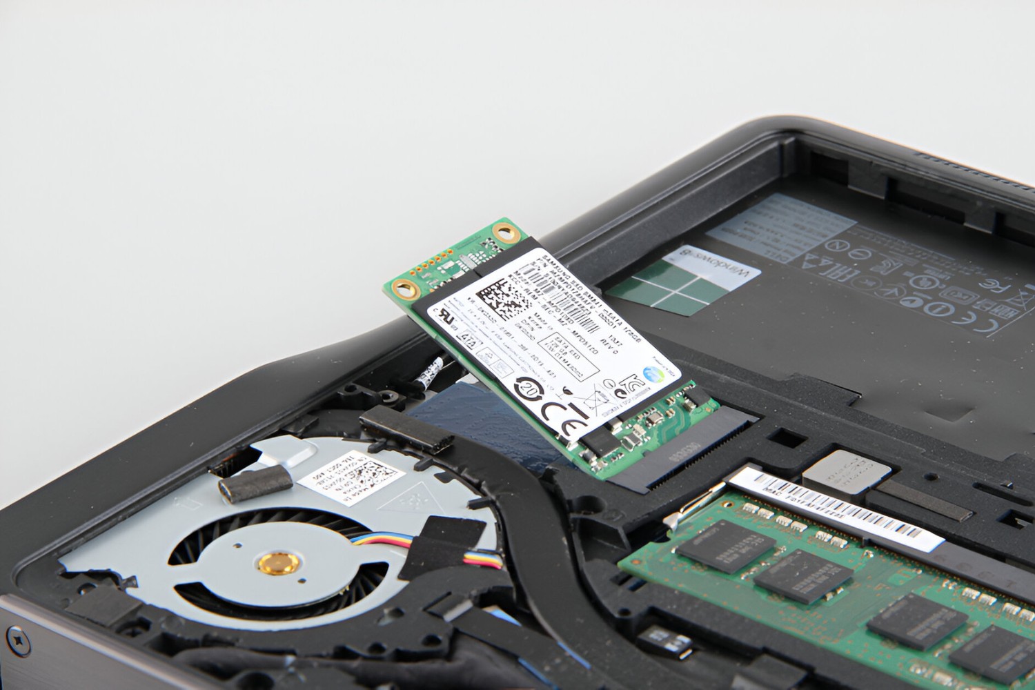 How To Expand SSD On Dell Latitude E7240 Ultrabook PC