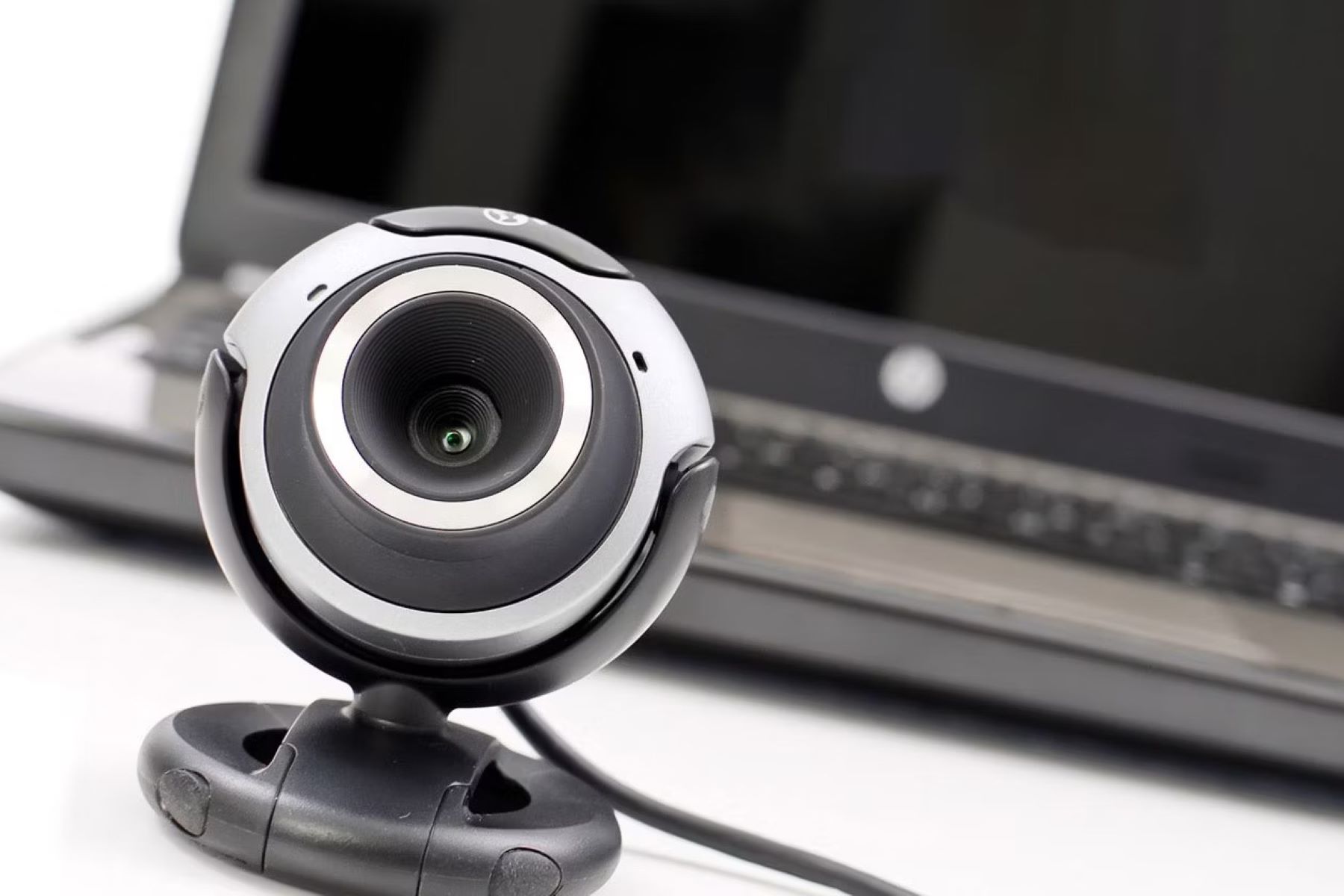 how-to-make-money-using-a-webcam