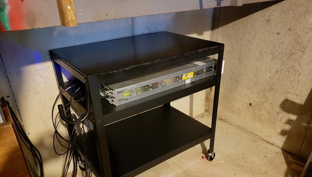 how-to-move-a-server-rack