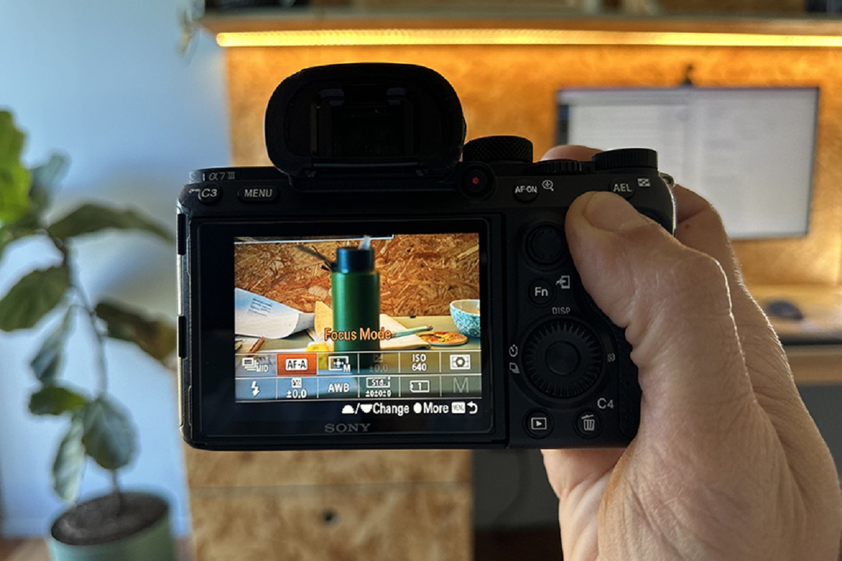 how-to-narrow-focus-on-a-digital-slr-camera
