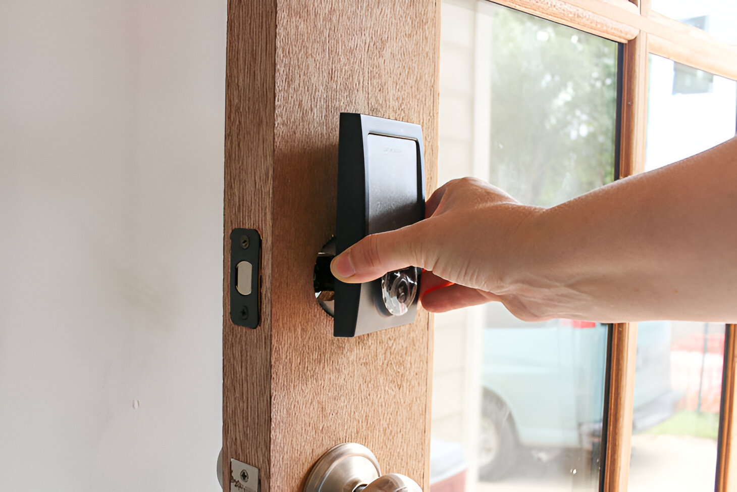 How To Transfer A Smart Door Lock To A New Homeowner
