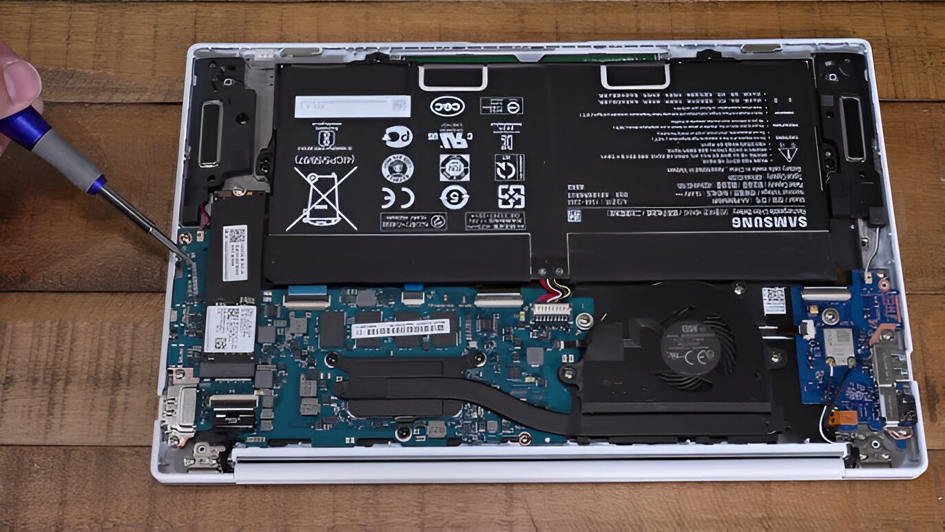 How To Upgrade RAM On Samsung Ultrabook