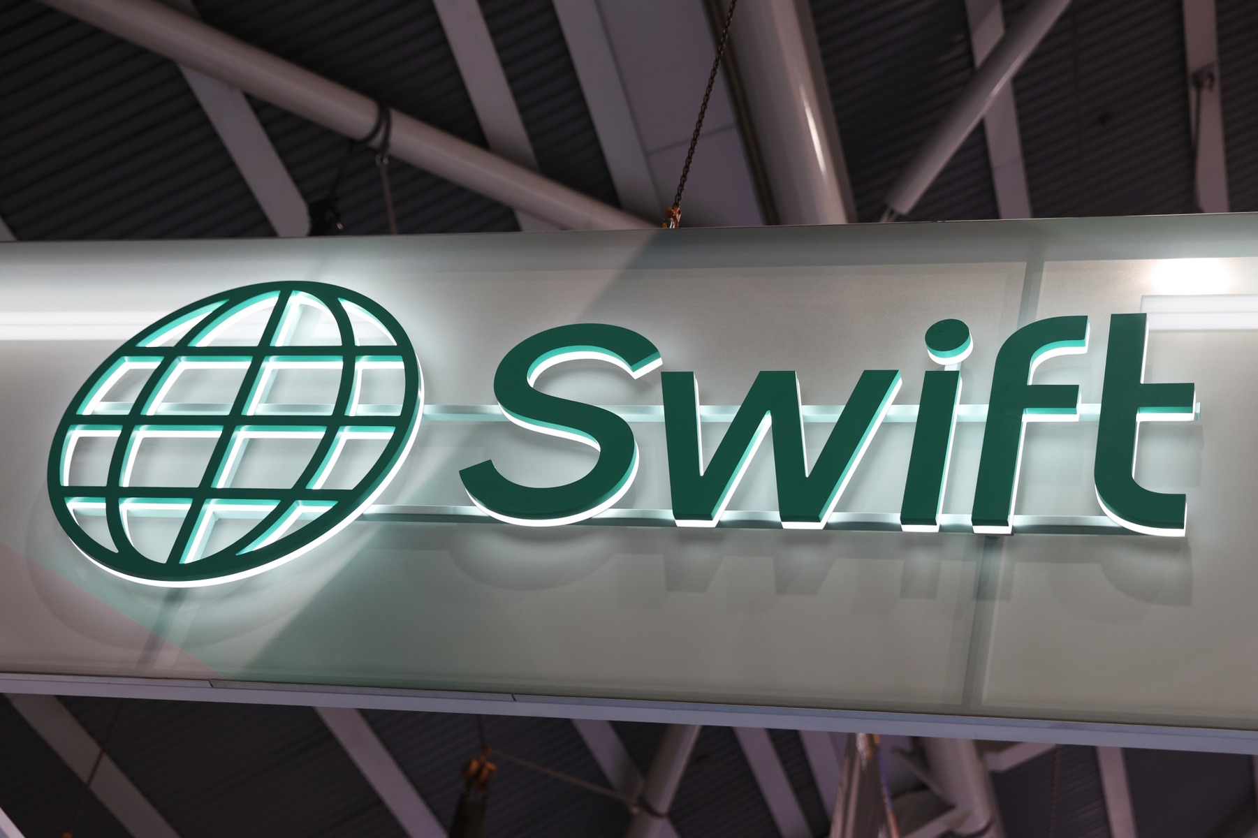 How To Use Swift Money Transfer