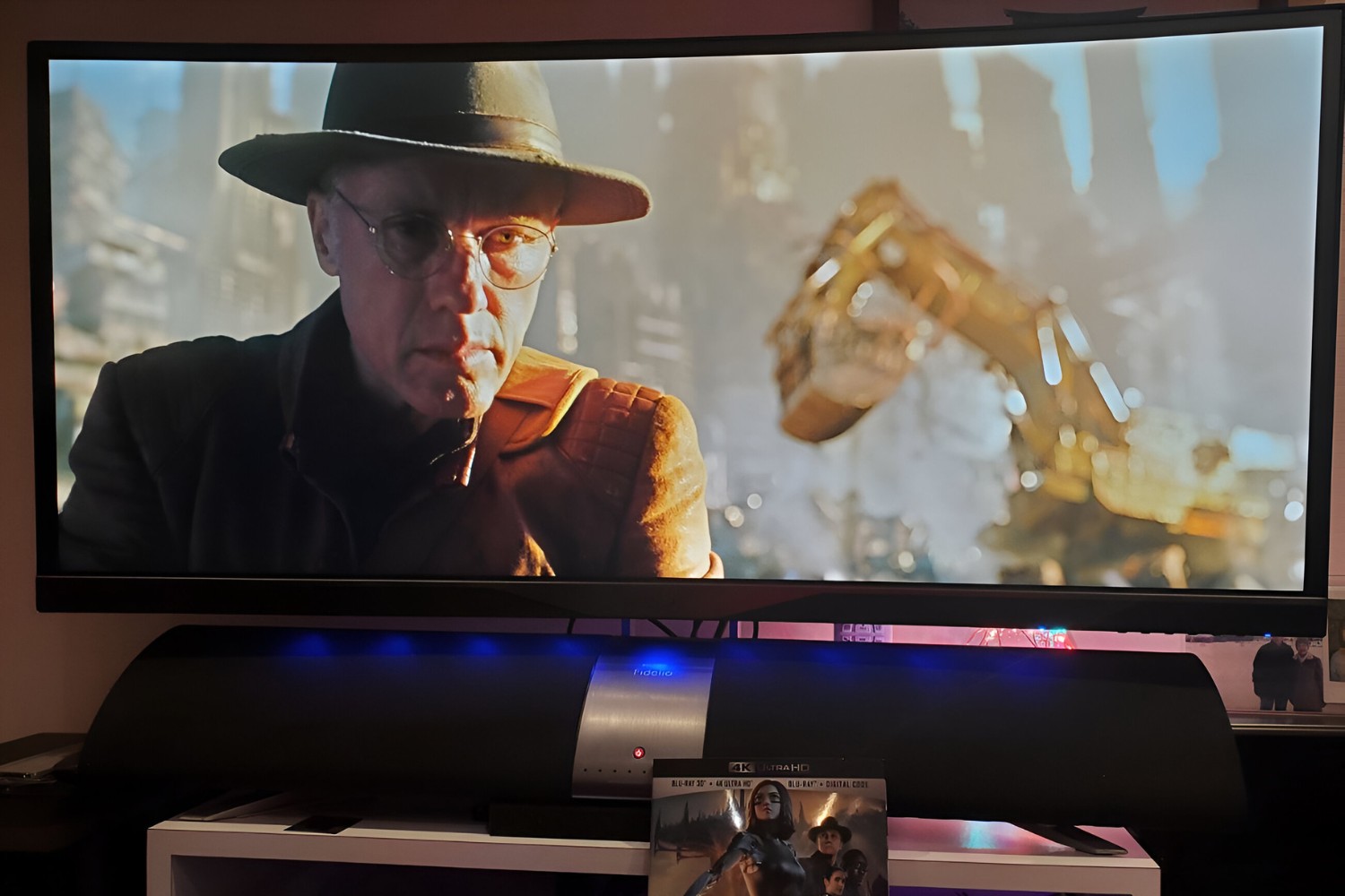 How To View Videos In Fullscreen On An Ultrawide Monitor