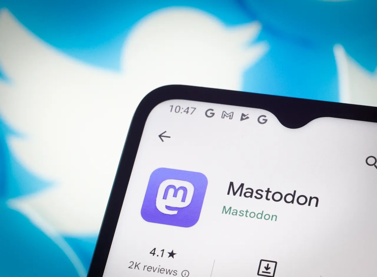 Pebble Finds New Life On Mastodon As A Dedicated Server