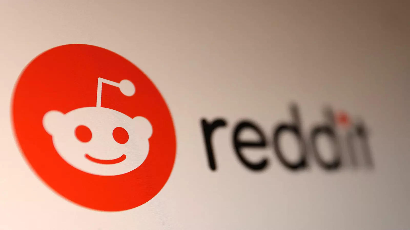 The 2024 IPO Cohort: Shein And Reddit