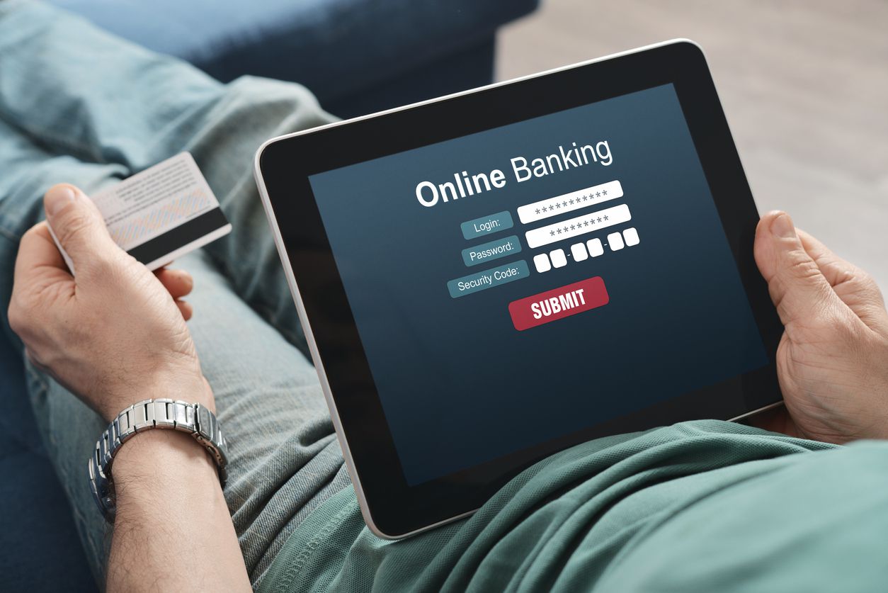 What Are Some Features Of Online Banking?