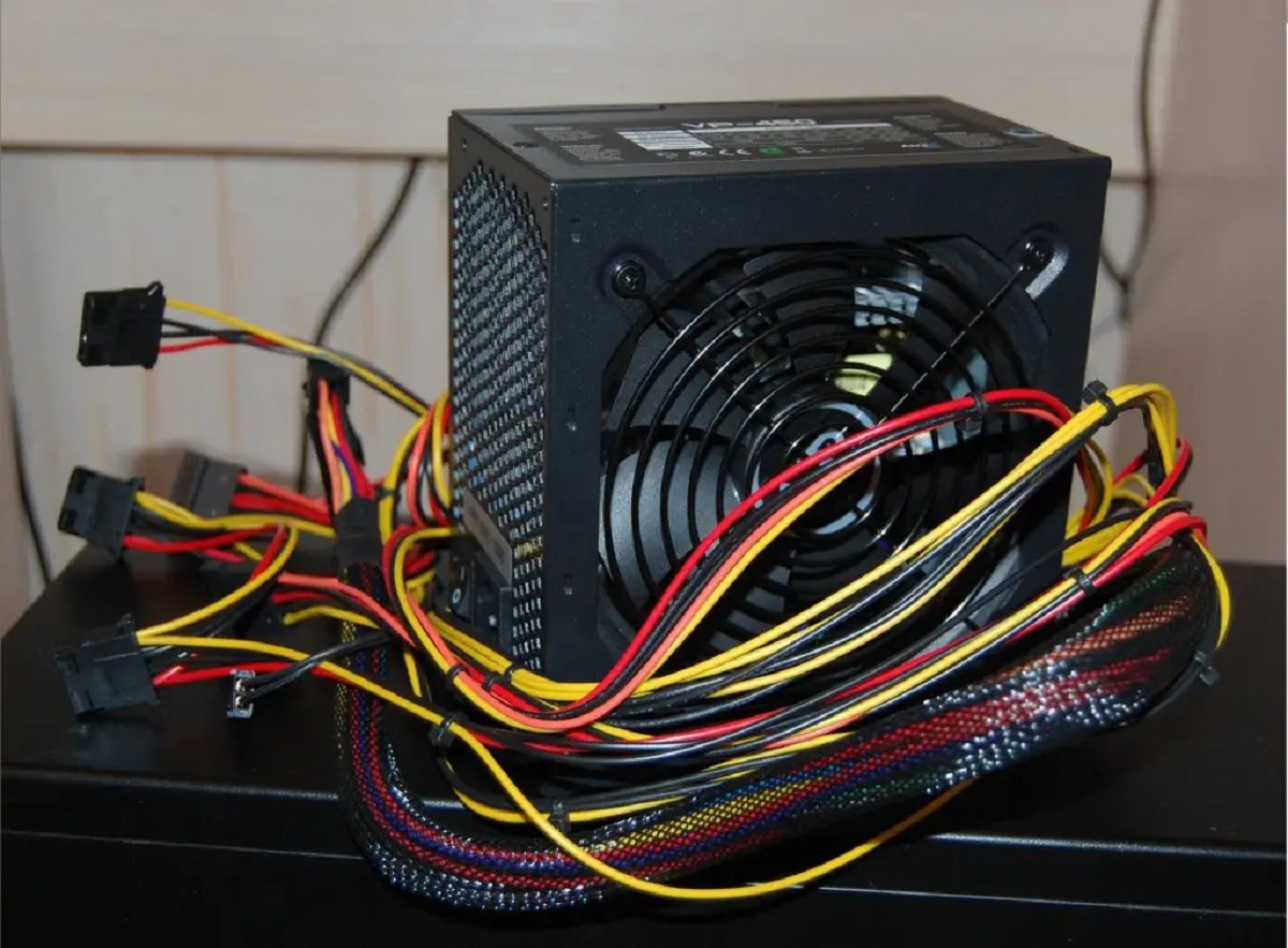What Does The Power Supply Unit On A Computer Do