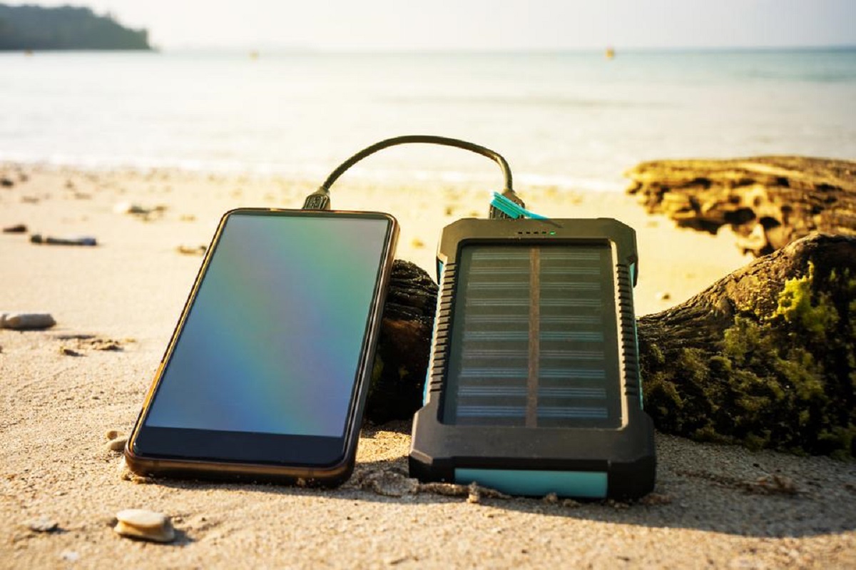 Which One Is The Best Solar Panel Charger For A Phone