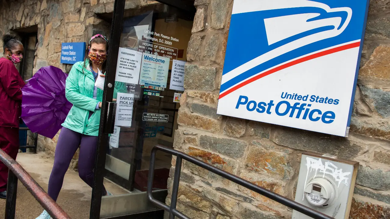 why-choose-postal-banking-in-america