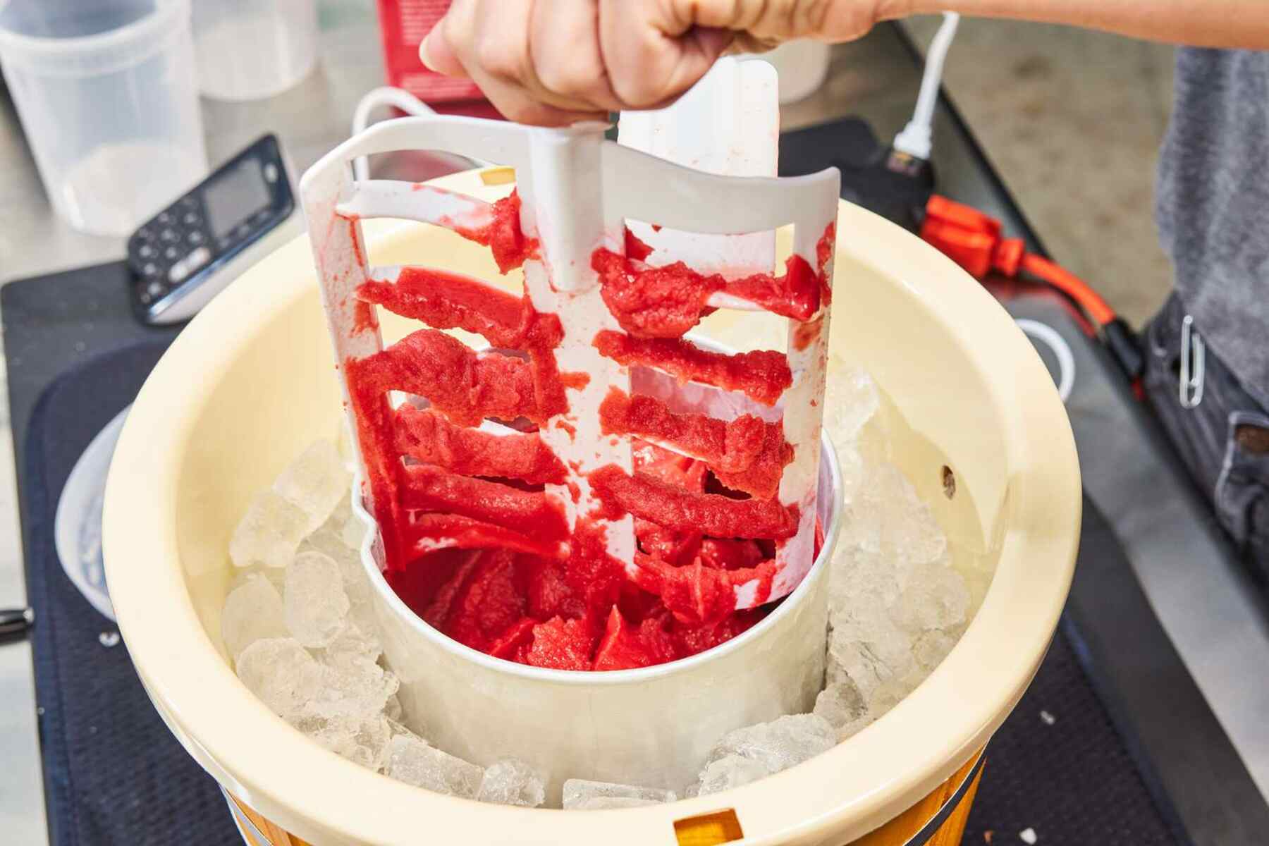 10 Amazing 4 Quart Ice Cream Maker For 2024