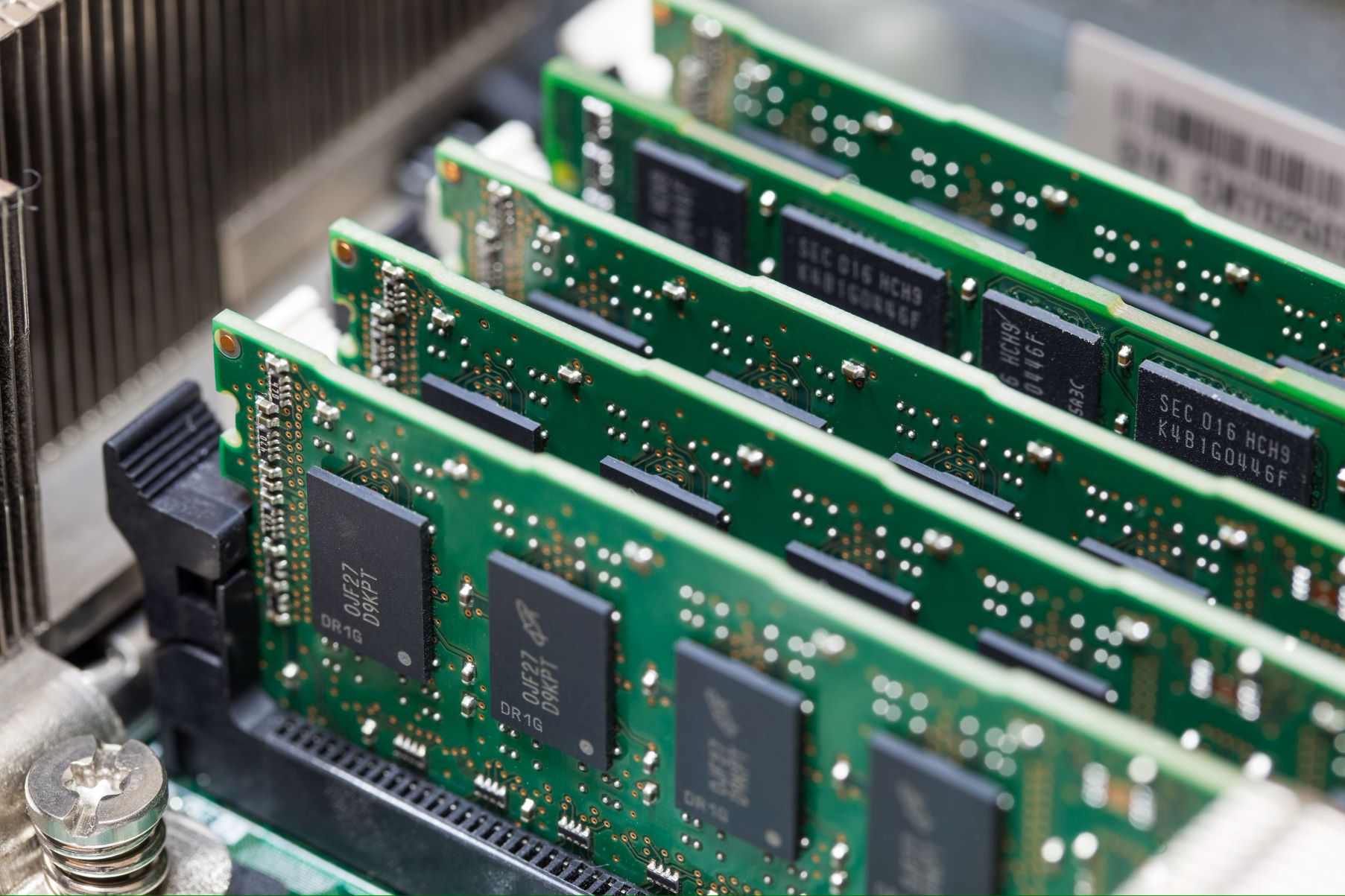 11 Best RAM Chips For 2024
