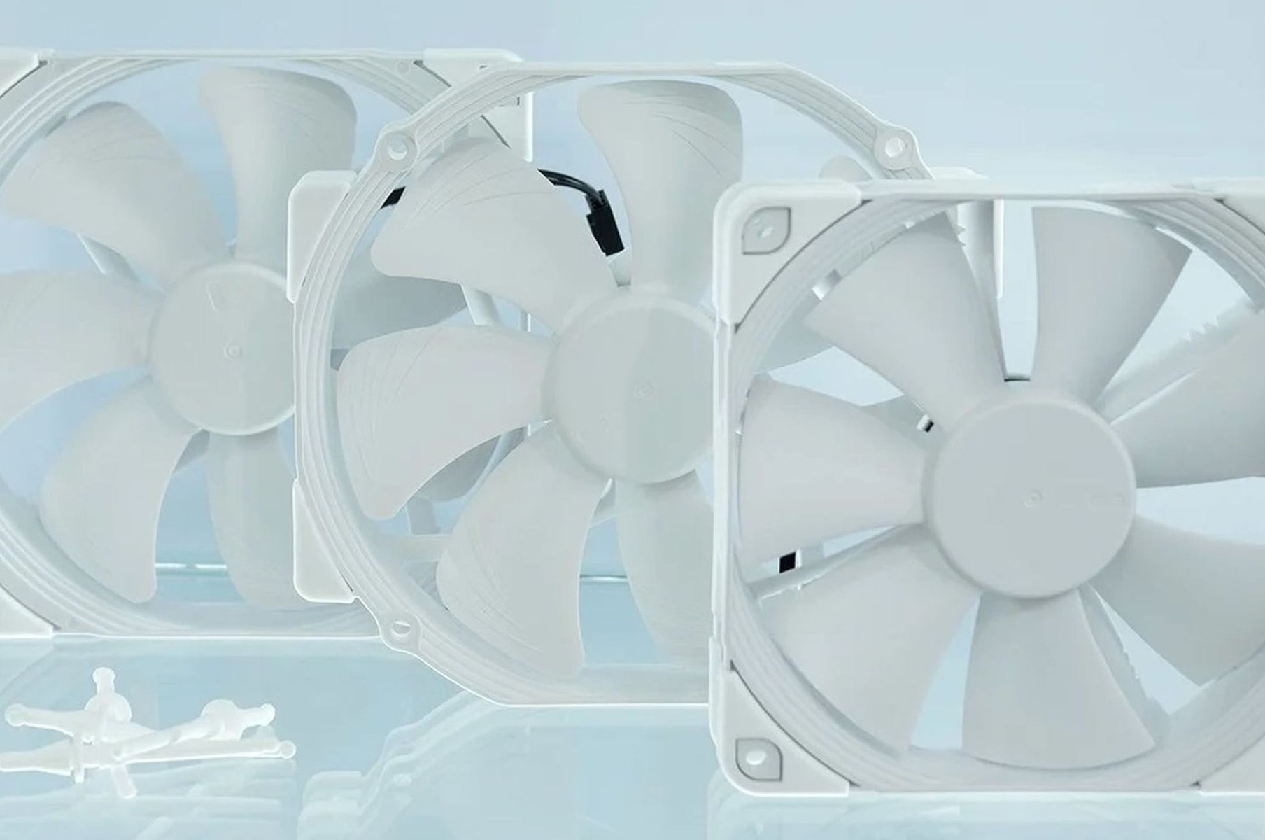 5 Best White 140mm Case Fan For 2024