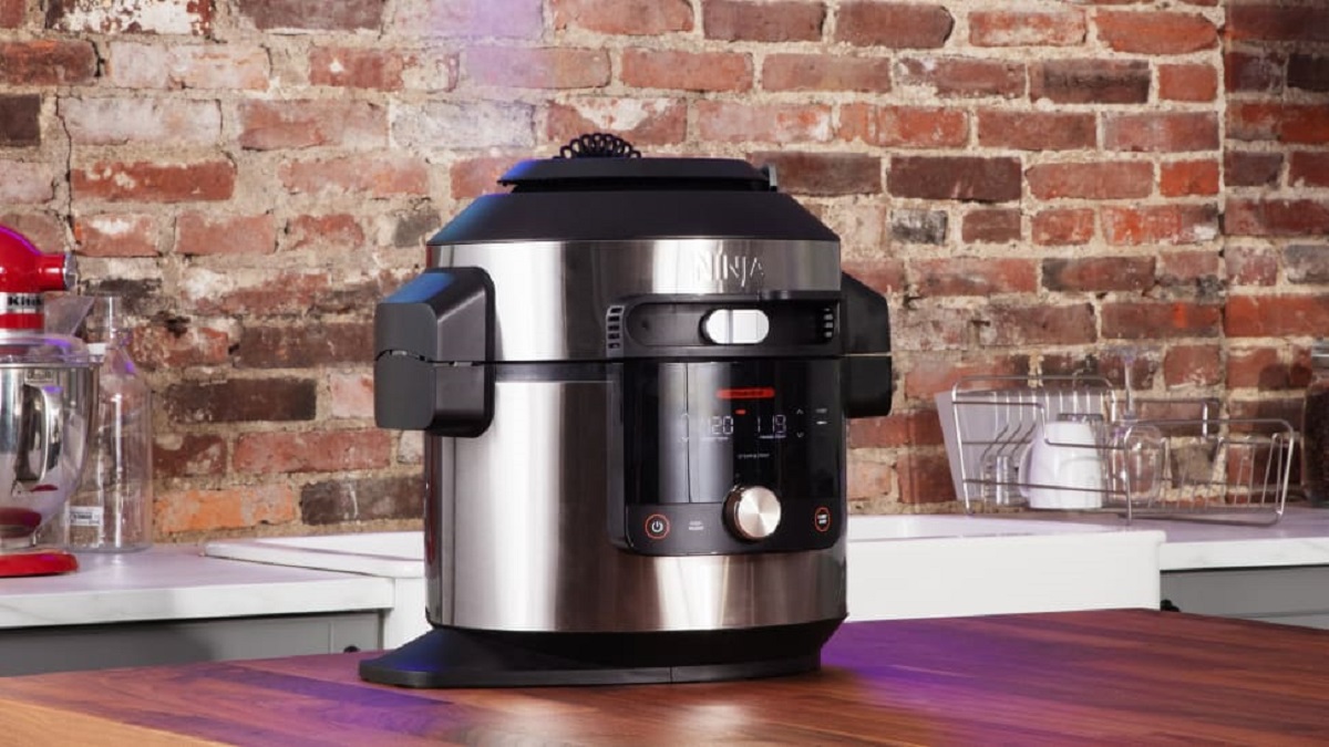 9-amazing-large-electric-pressure-cooker-for-2023