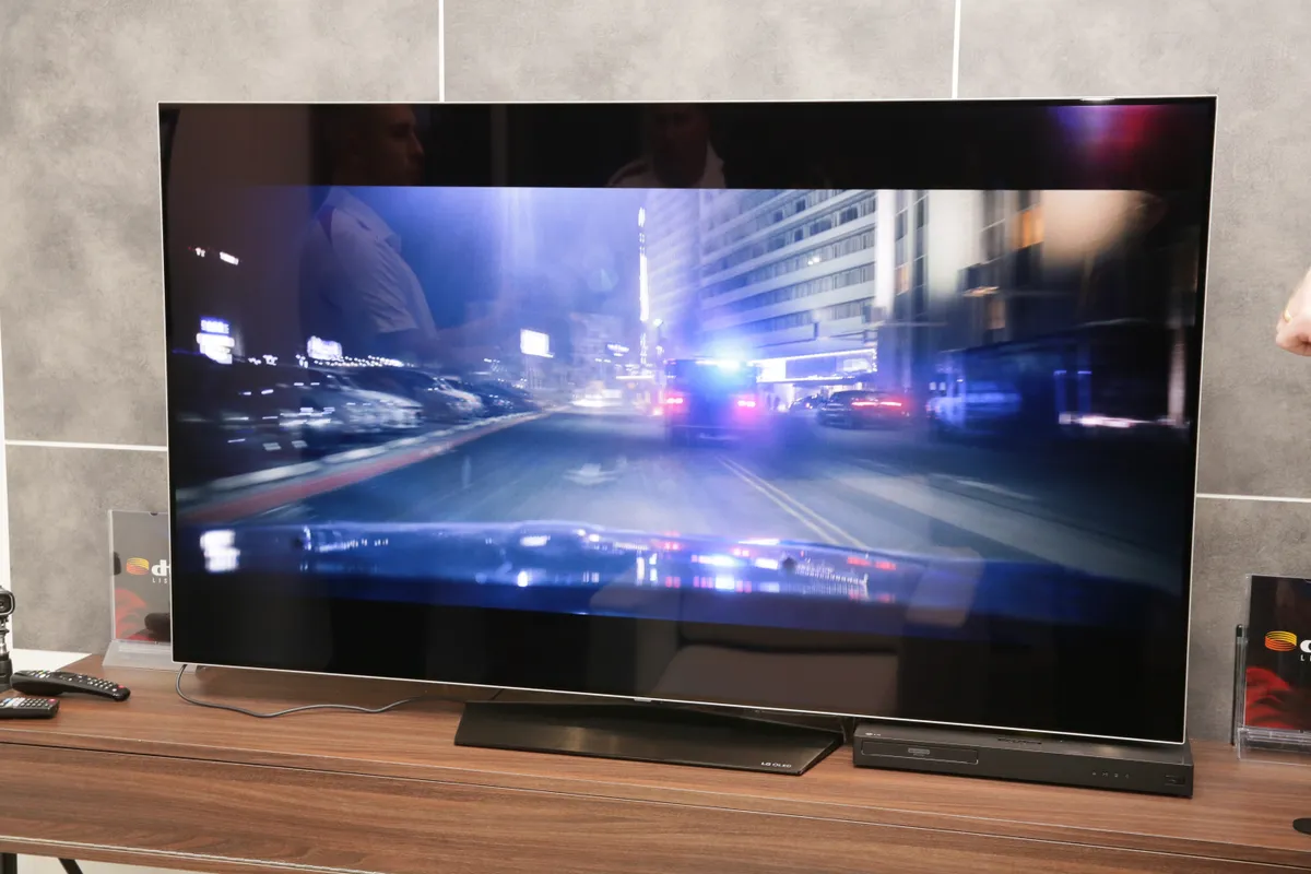 9 Amazing LG B7 OLED TV For 2024