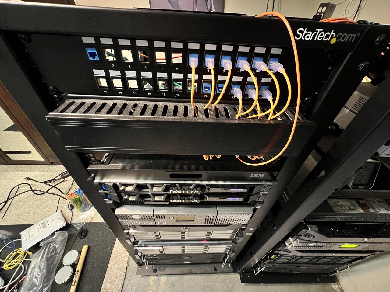 9-amazing-mobile-server-rack-for-2023
