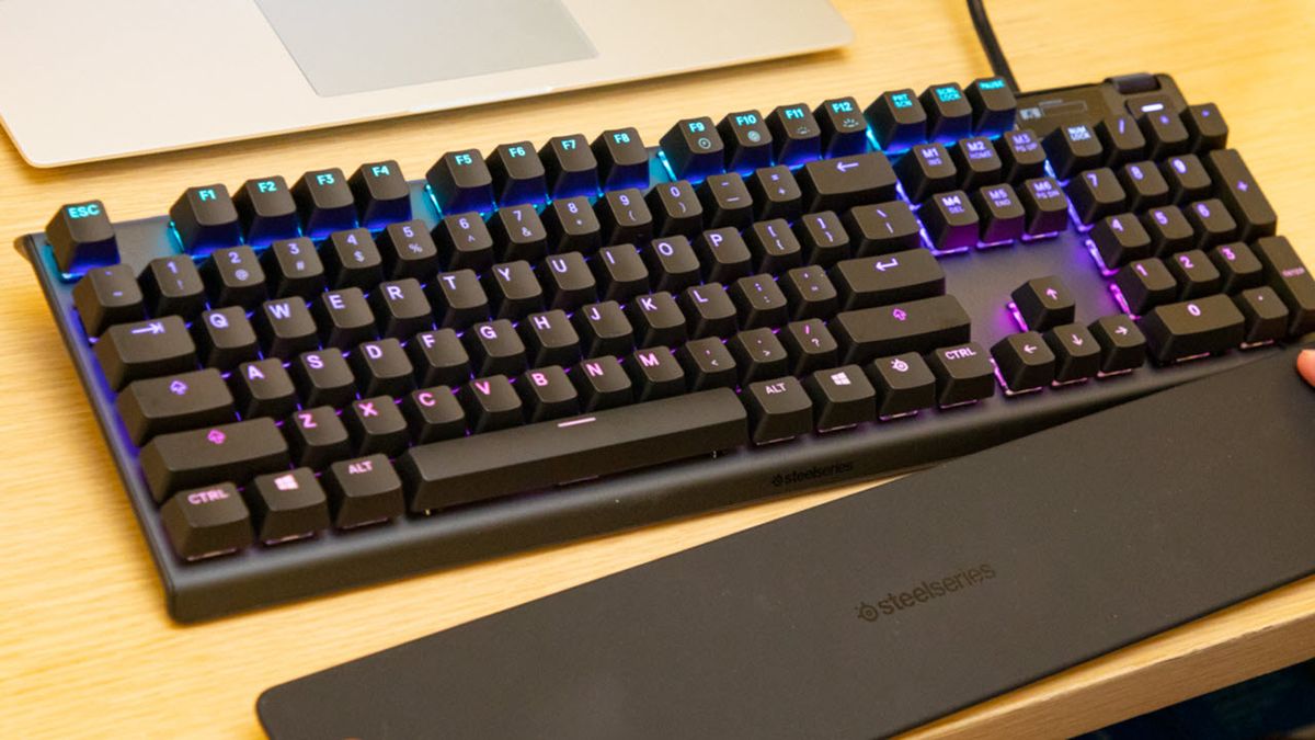 apex-gaming-keyboard-how-to-use-play-pause-button