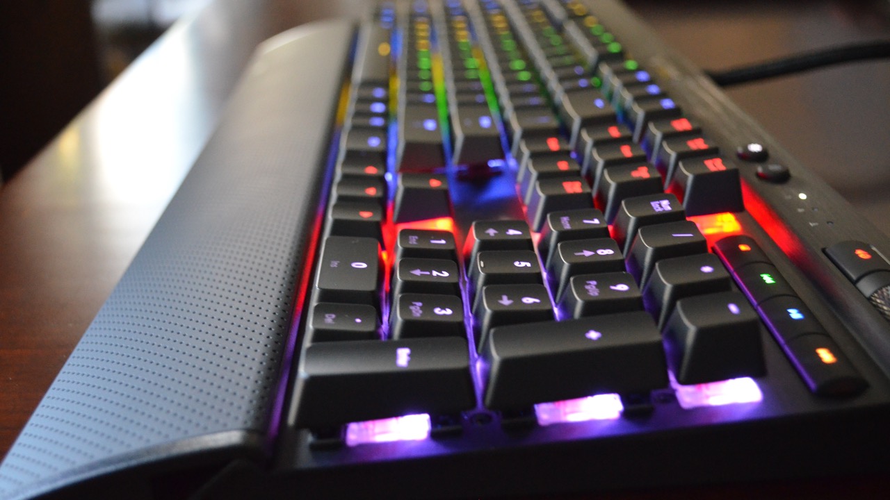 Corsair Gaming Keyboard K70 RGB Rapidfire: How To Program