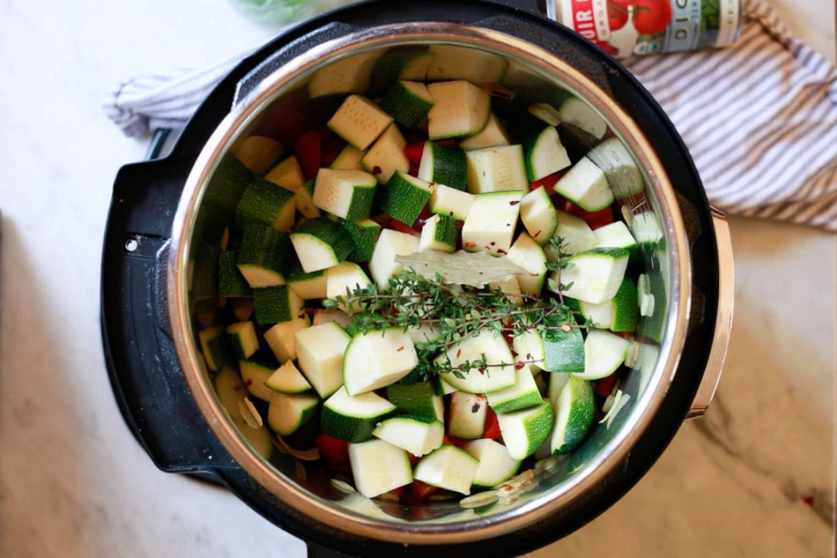 Electric Pressure Cooker: What Settings For Instant Pot Ratatouille