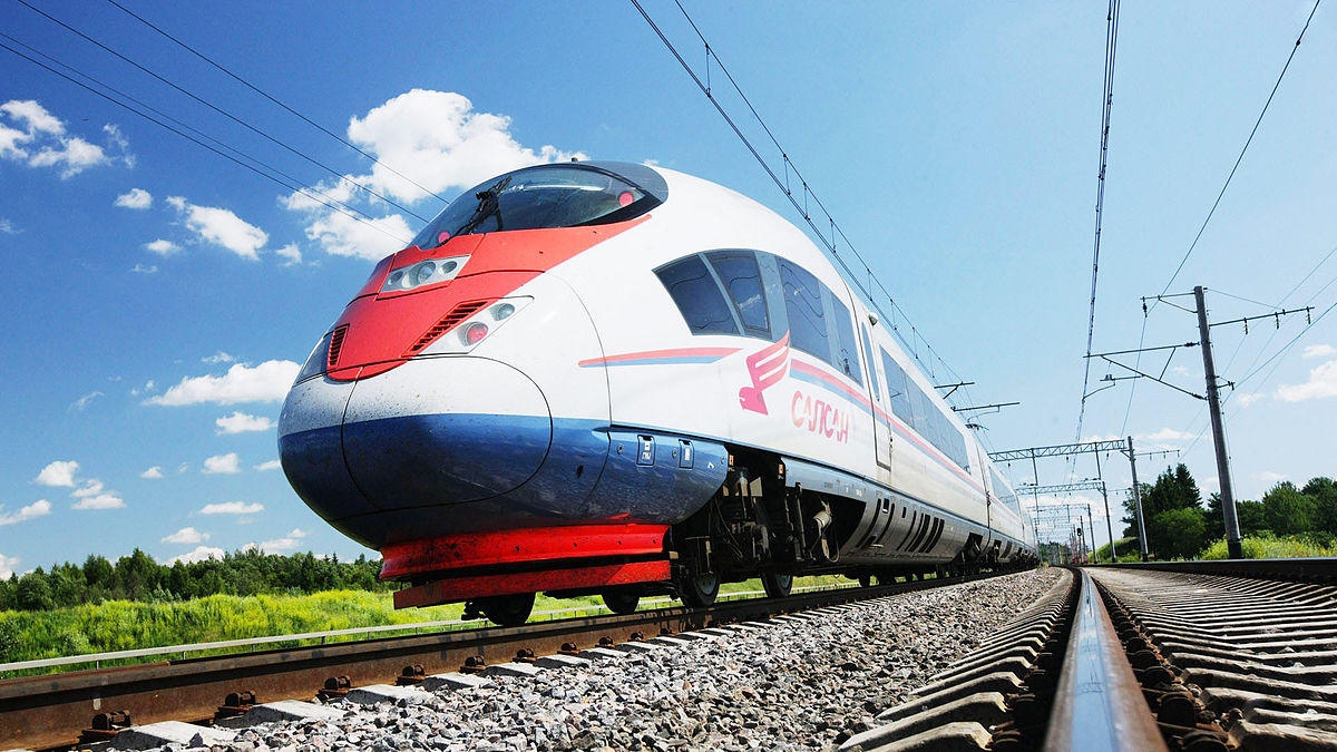High-Speed Rail Gains Momentum As Hyperloop Falters